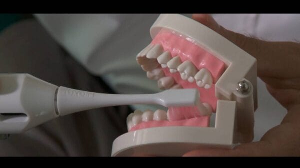 TRIOBOX - Quale scegliere? Oral-B, Waterpik o Broxo? - immagine 5