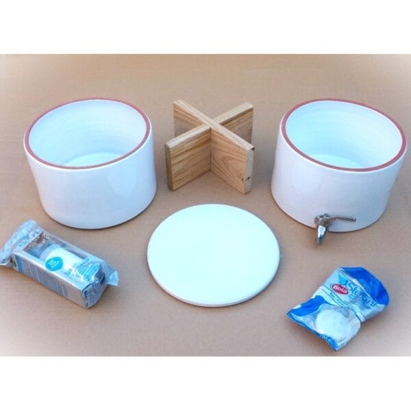 Fontana in terracotta smaltata prodotta in Francia - immagine 2